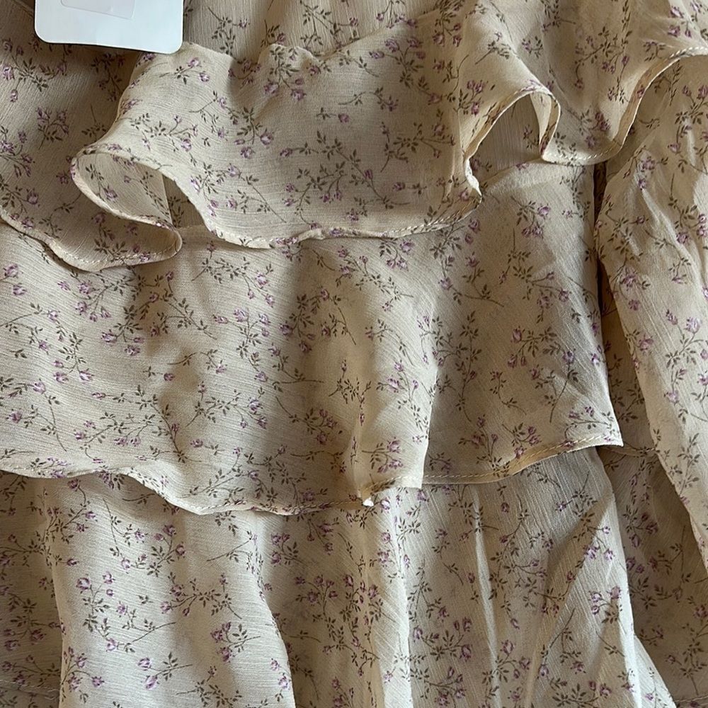 Floral Ruffle Blouse - Cream - Picture 4 of 6